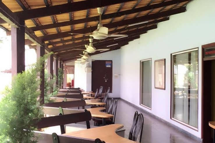 Dejavu Hotel Coimbatore Exterior photo